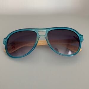 Blue aviator sunglasses bamboo